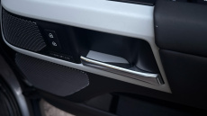 Land Rover Defender 2.0 D240 SE 110 5dr Auto Diesel Estate